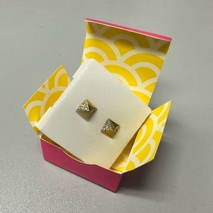 Origami Owl Gold and Swarovski earrings